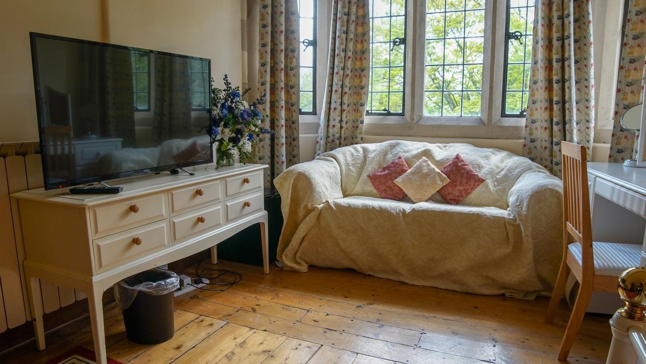 Cleeve House Bed & Breakfast Melksham Exterior foto
